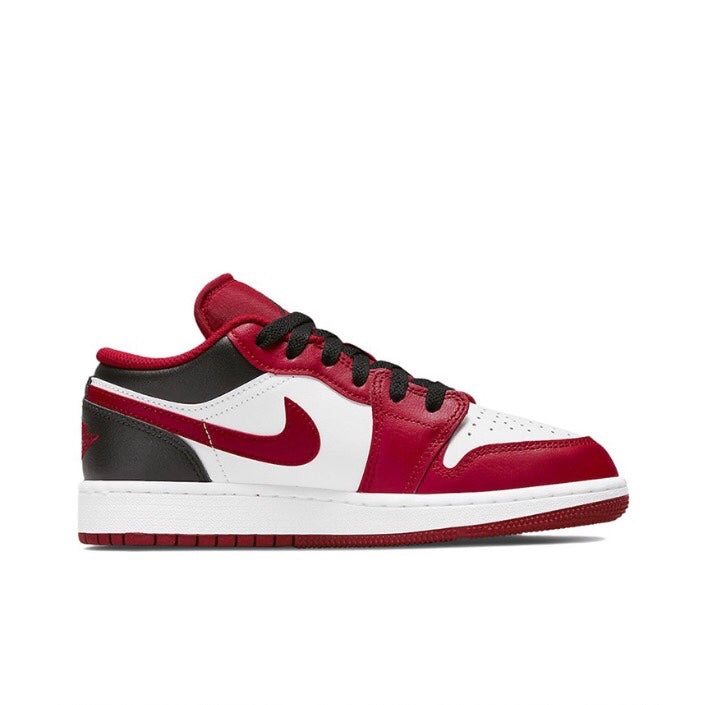 Air Jordan 1 Low Bulls GS