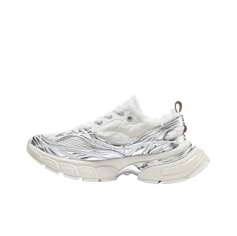 Smilerepublic Skyline White