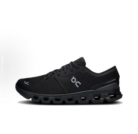 On Running Cloud 6 All Black