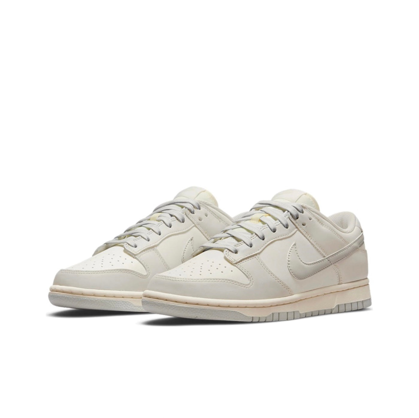 Dunk Low Light Bone Women